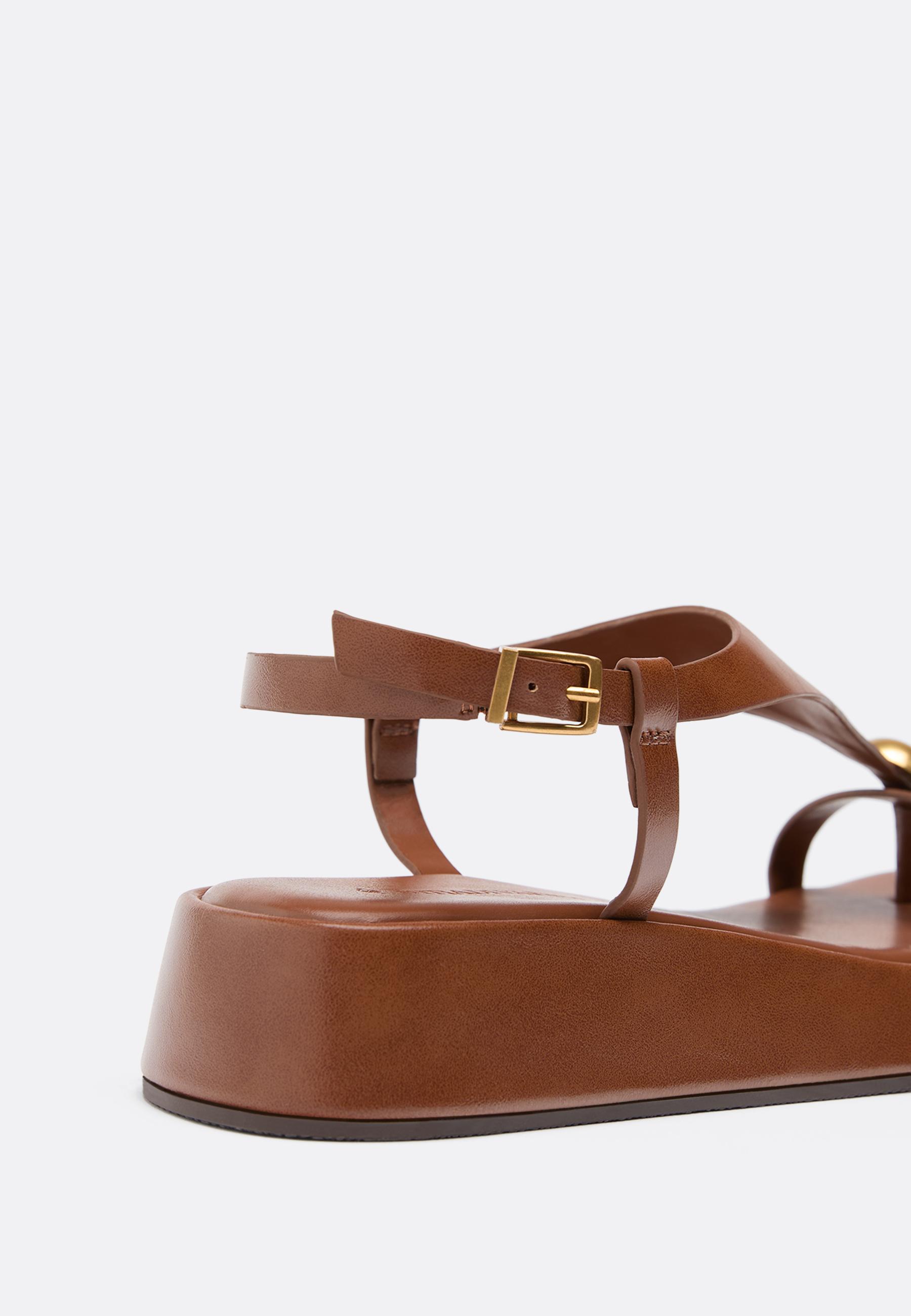 Platform sandals with detail — BROWN