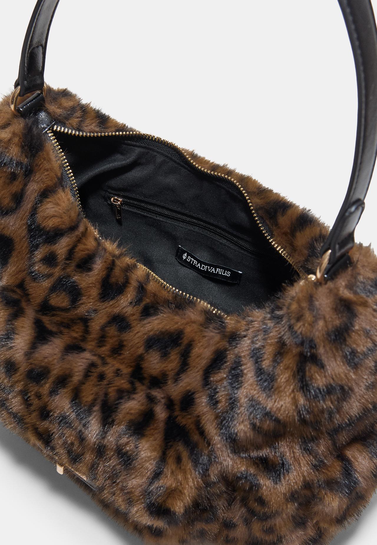 Faux fur pocket shoulder bag — Brown