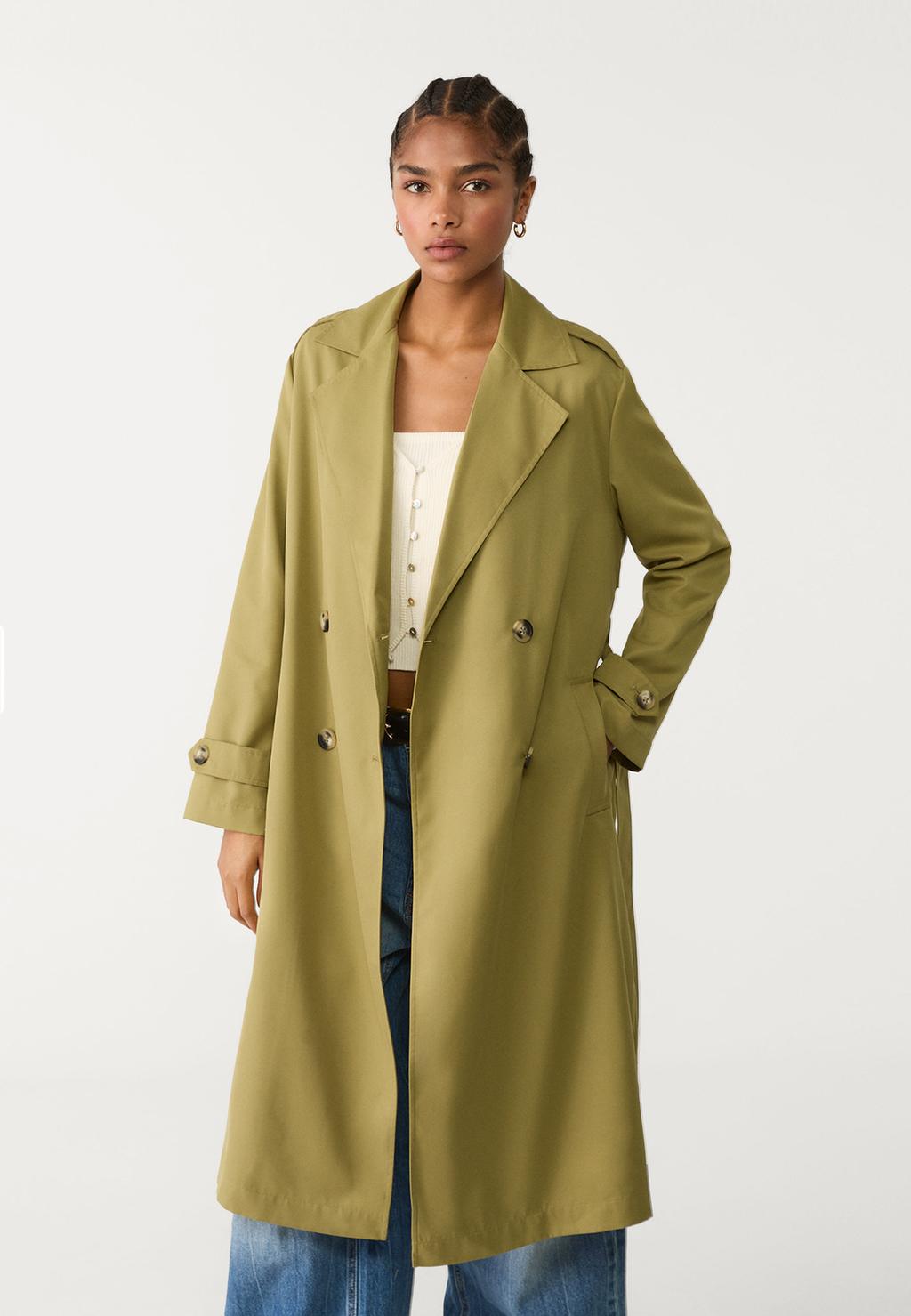 Langer, fließender Trenchcoat