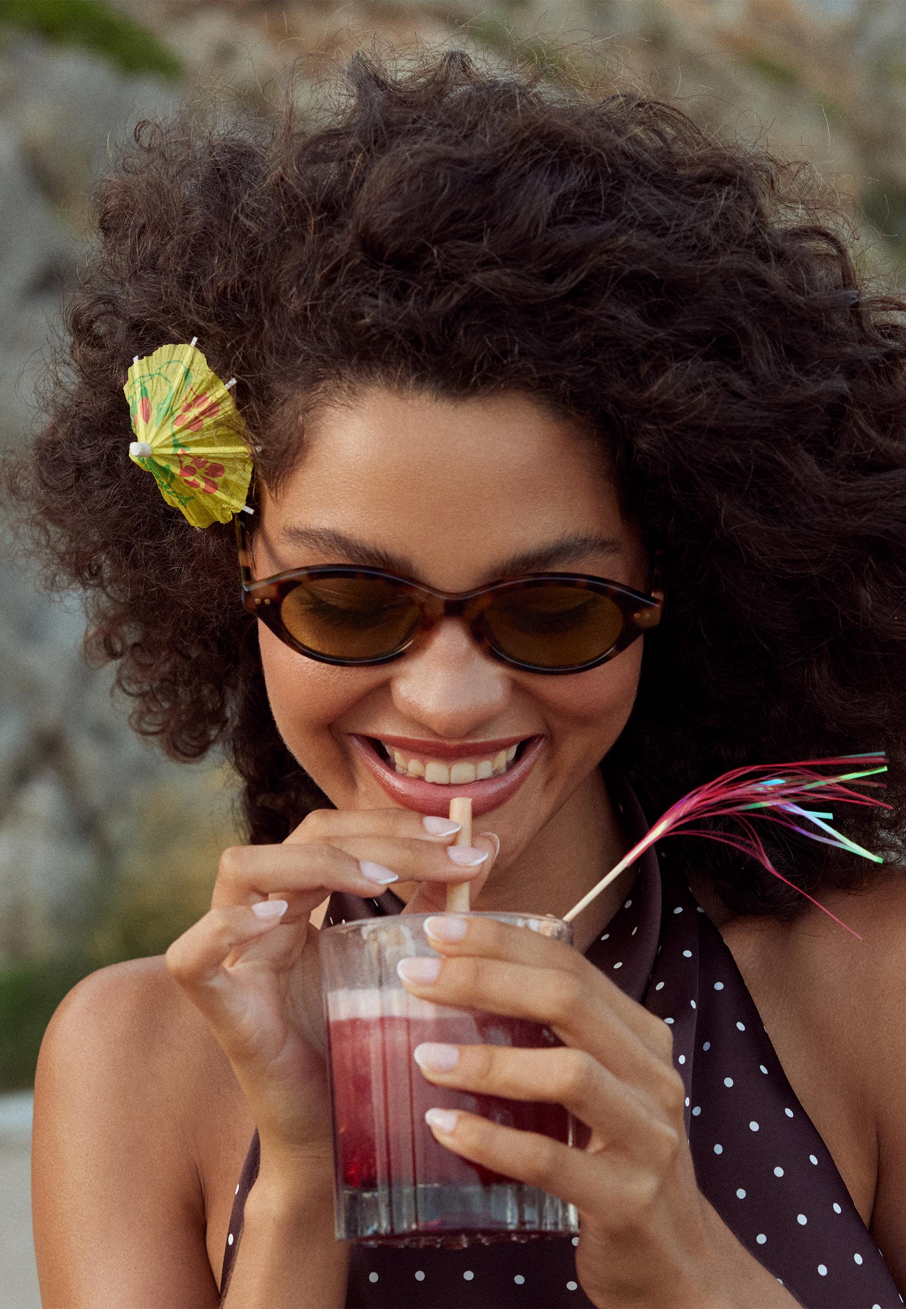 Oval sunglasses — Brown