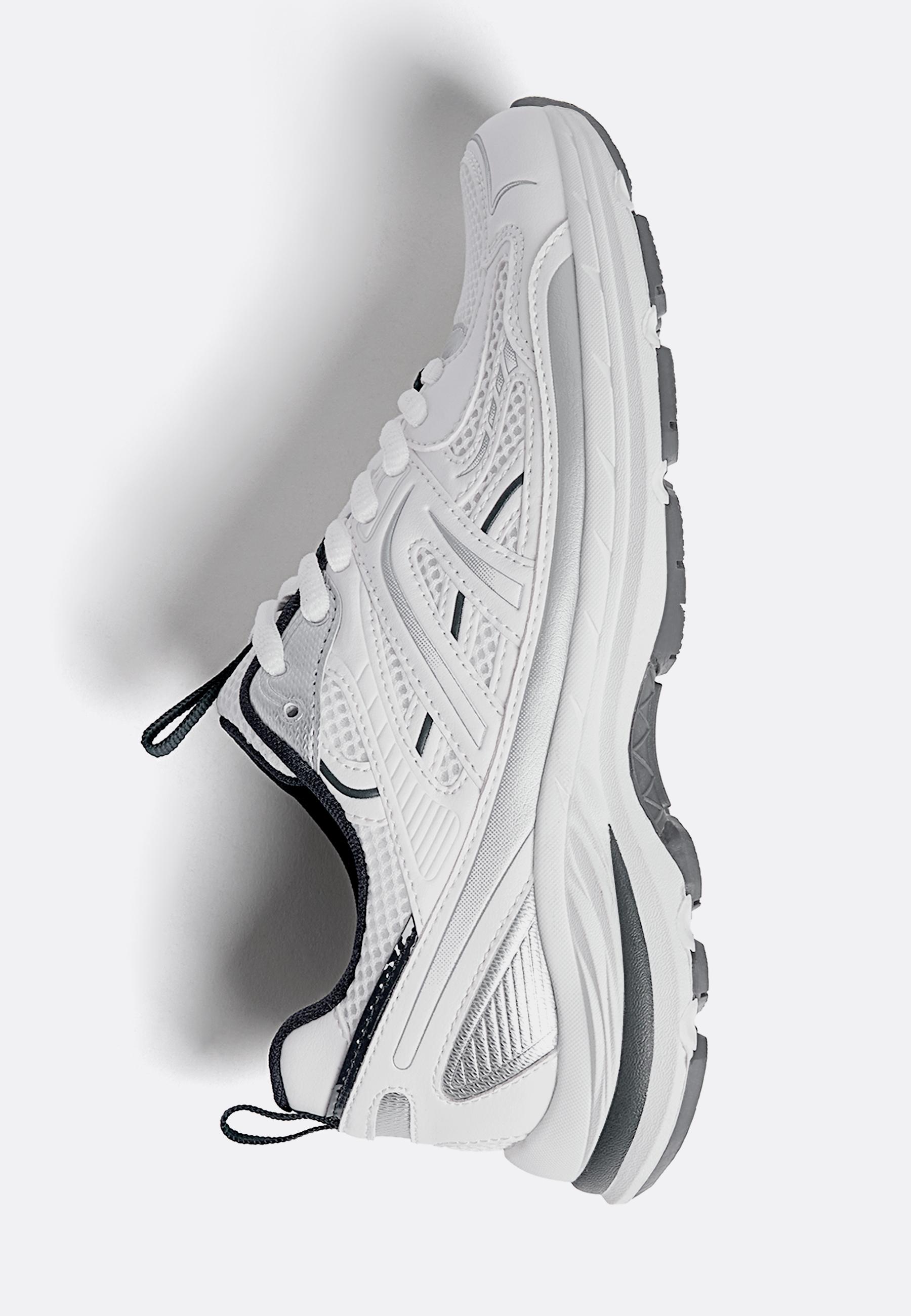 Trainers with detail — WHITE