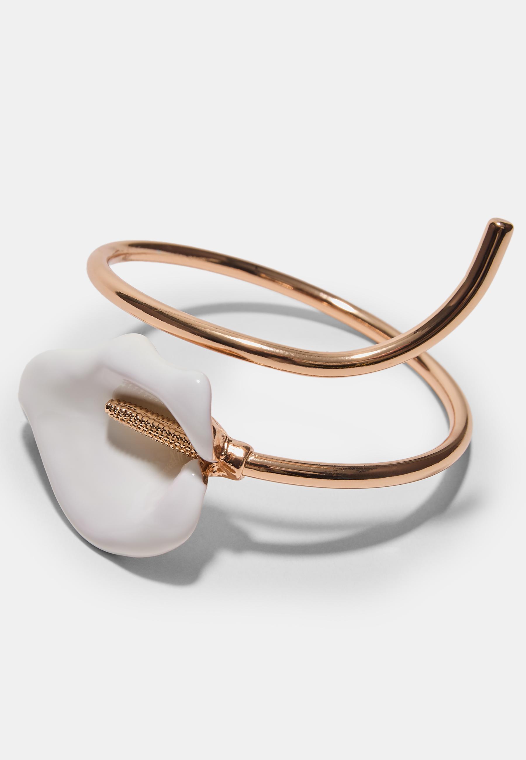 Calla lily bracelet — Ecru