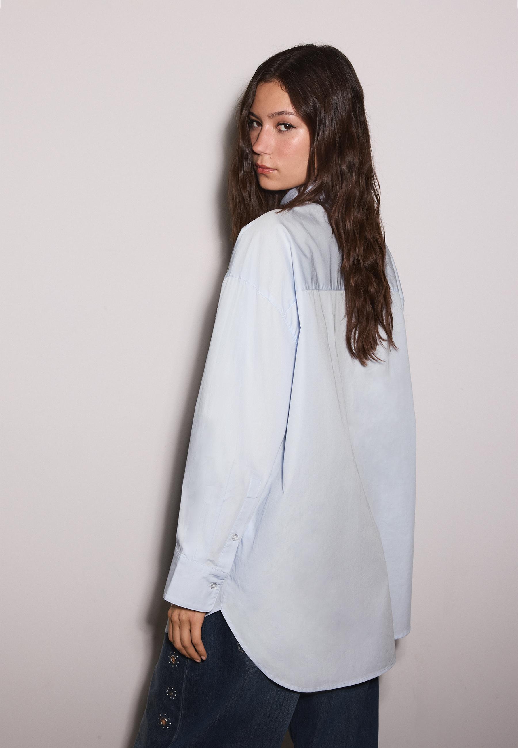 Oversize stud shirt — Sky blue