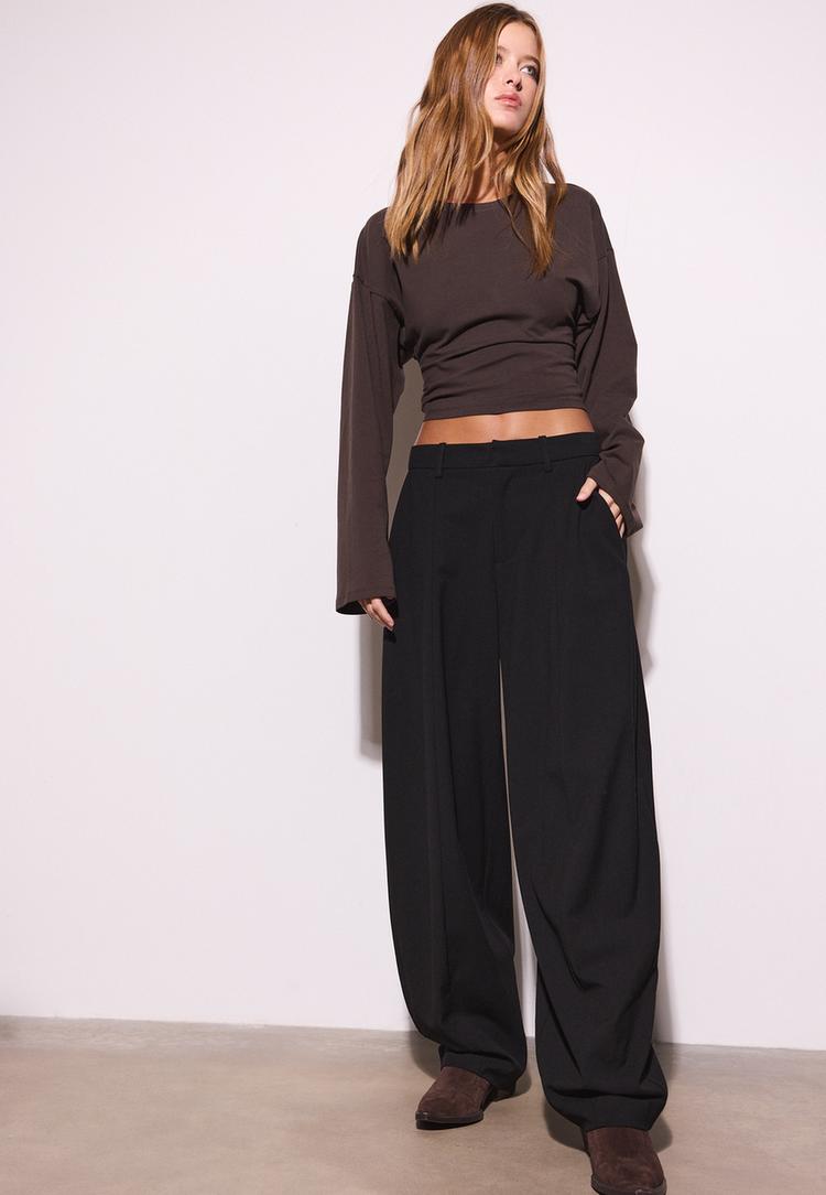 Stradivarius Baggy Παντελόνι Με Πιέτες Μαύρο 36