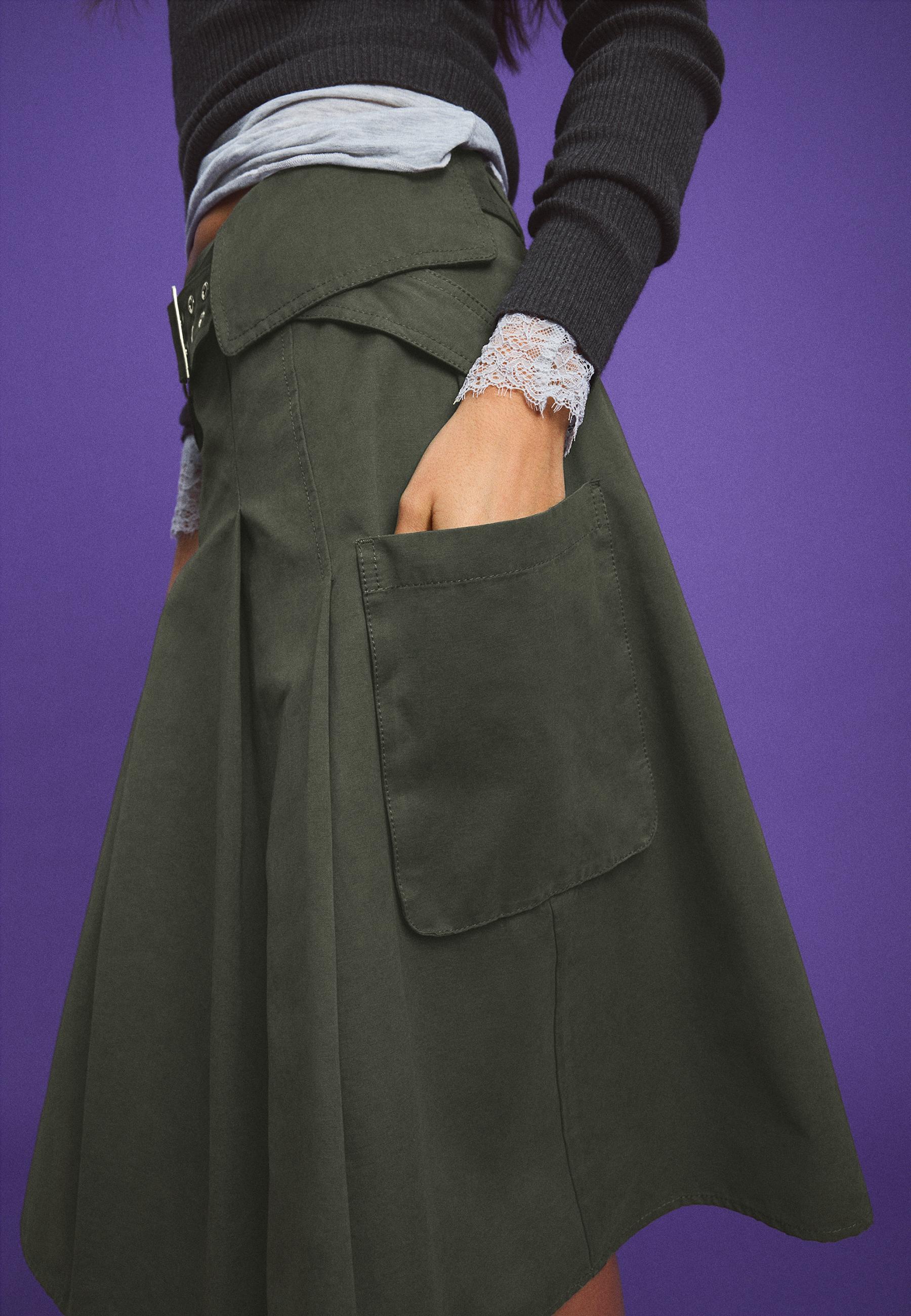 Stradivarius Utility stili cepli midi etek