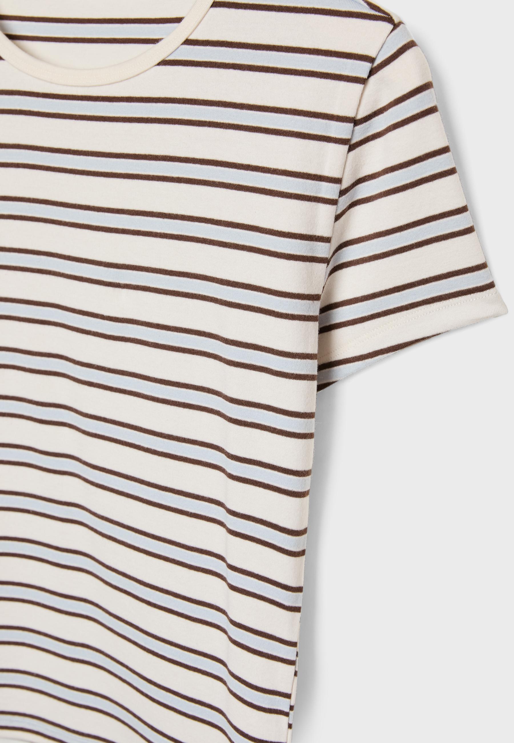 【SATIIIZ】Kand Pigment Stripe T-shirt Pop Trading Company Striped Logo T-Shirt in Green | SVD