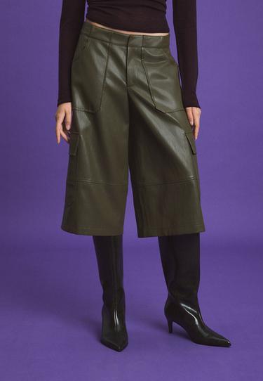 Leather effect cargo Bermuda shorts — Khaki 3