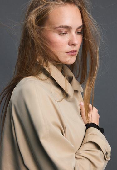 Short flowing trench coat with belt — Stone 6