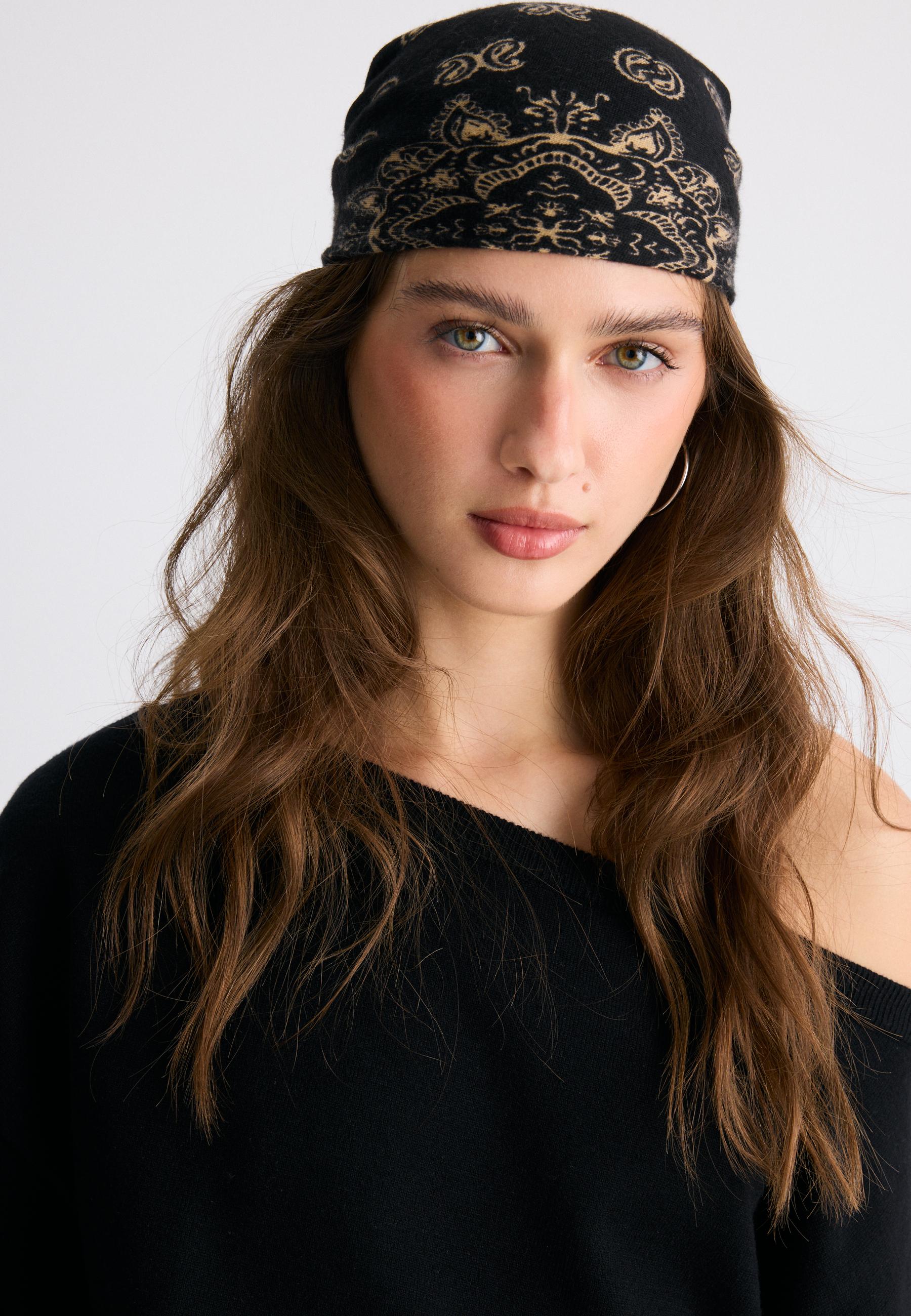 Cashmere-effect scarf — Black