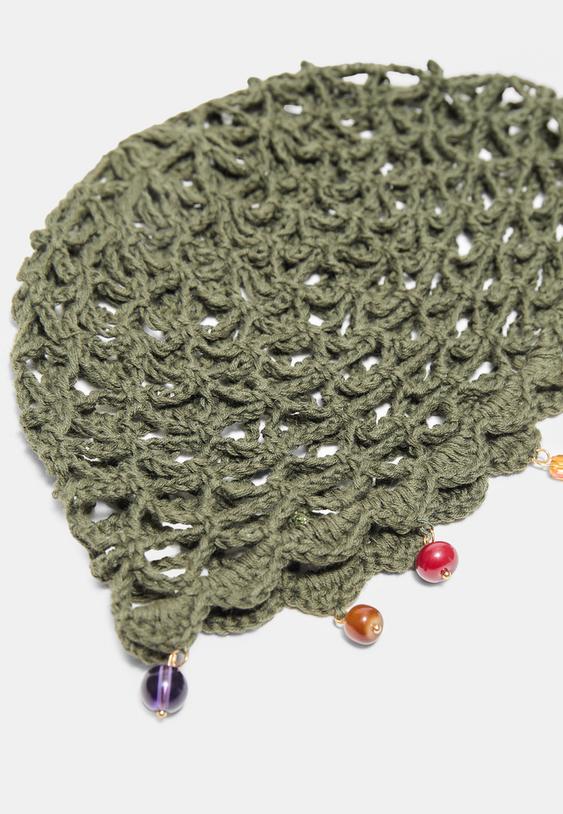 casquete piedrecitas
