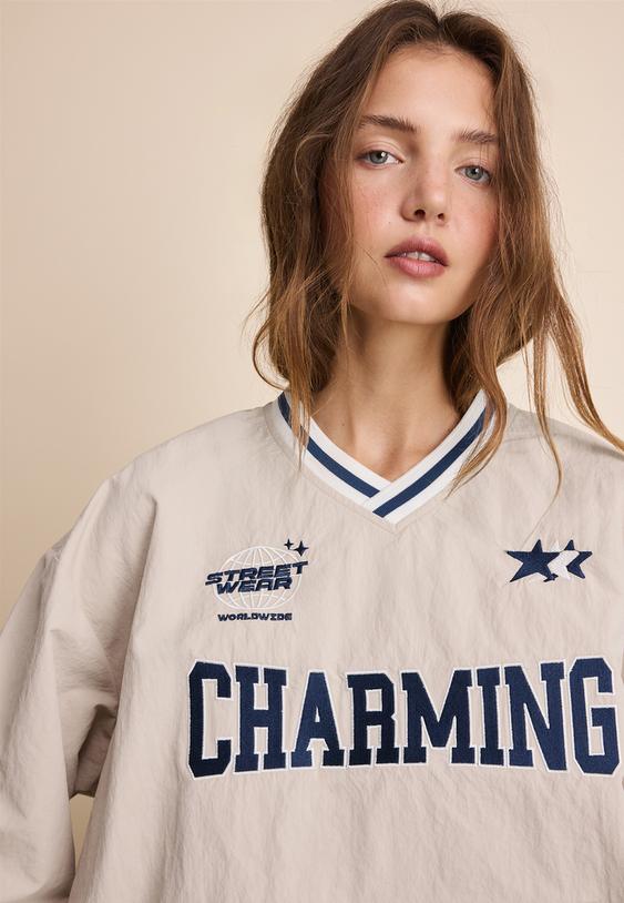 Stradivarius Technical V-Neck Sweatshirt Stone L