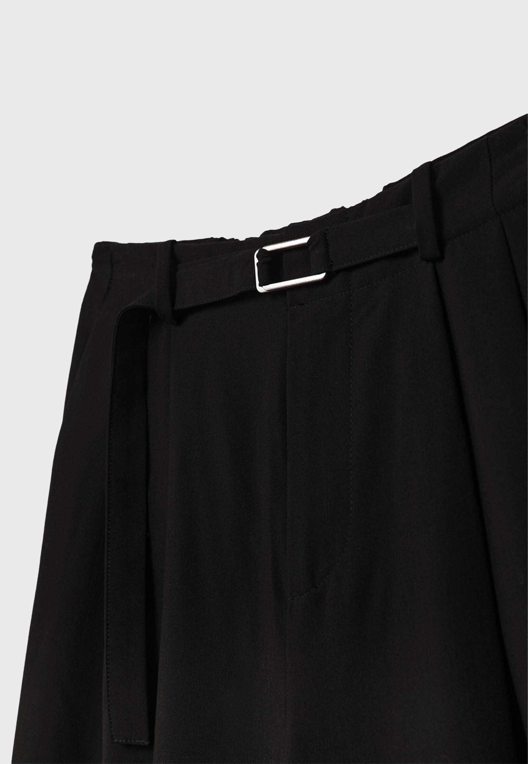 Wide-leg trousers with buckle detail — Black