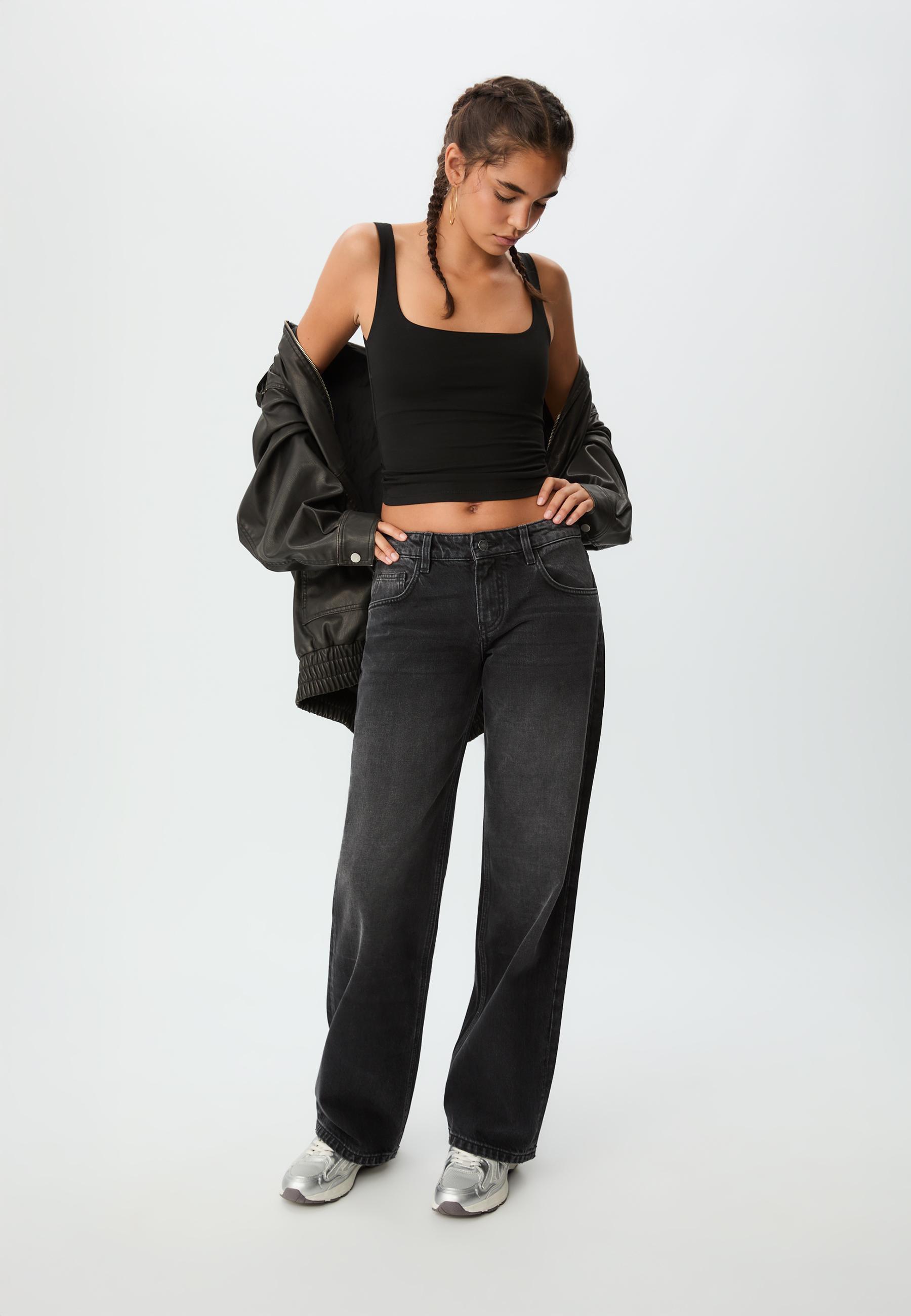 Low wide-leg jeans - Women's fashion | Stradivarius Jordan Low wide-leg jeans - Women's fashion | Stradivarius Jordan