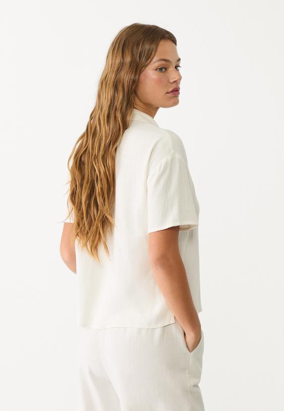 camisa manga corta efecto lino