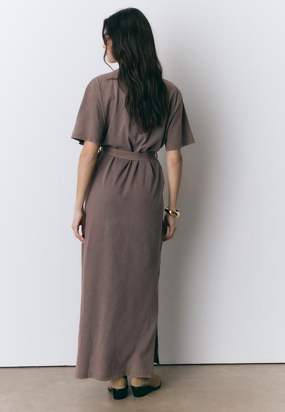 Stradivarius Φόρεμα T-Shirt Με Κοντό Μανίκι Καφέ M