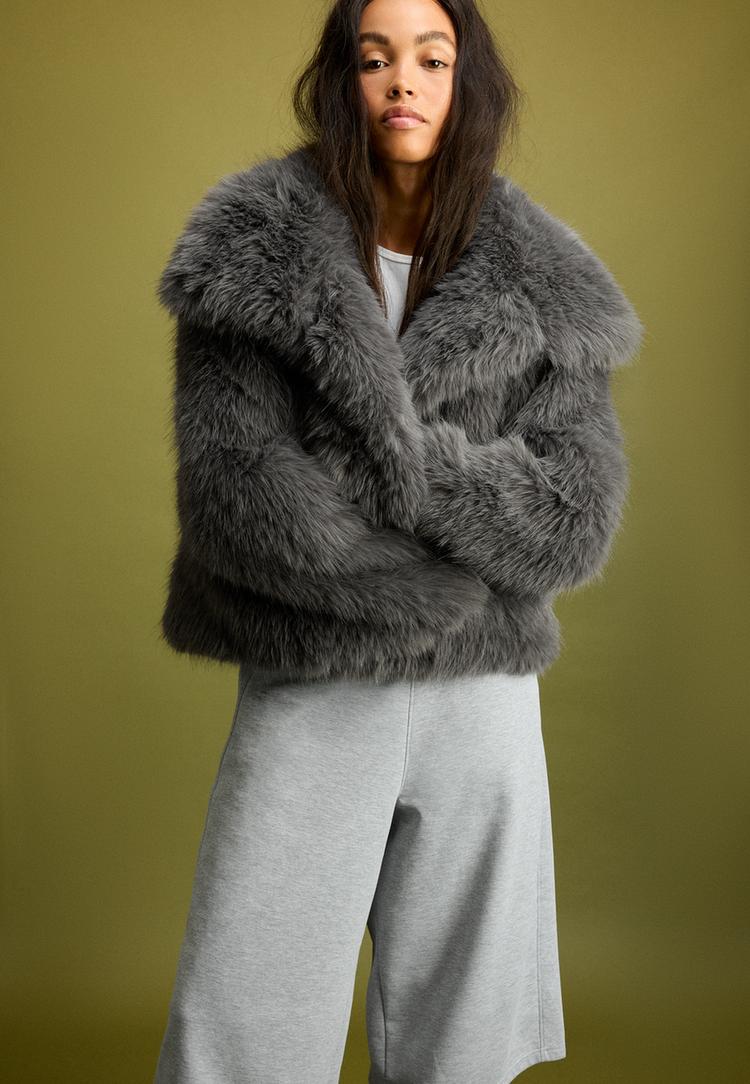Basic high neck faux fur jacket — Dark grey