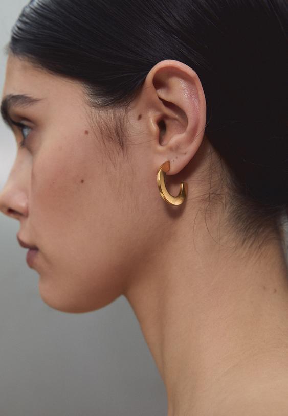 Stradivarius Set Of 2 Waterproof Earrings Yellow Os