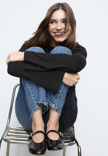 Flared sleeve basic T-shirt — Black 4