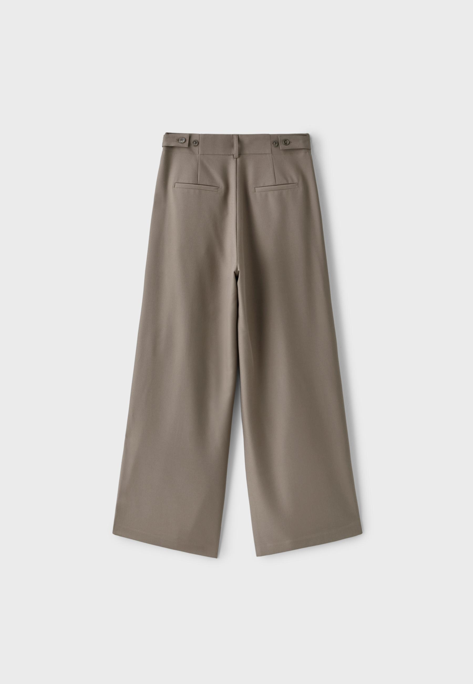 Wide-leg smart trousers with adjustable buttons — Brown