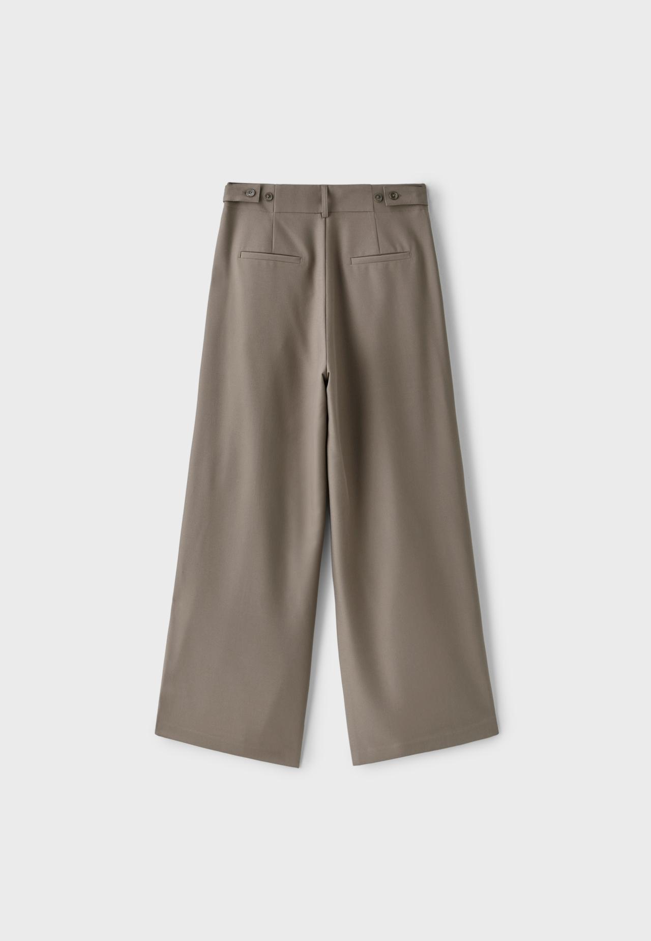Wide-leg smart trousers with adjustable buttons — Brown