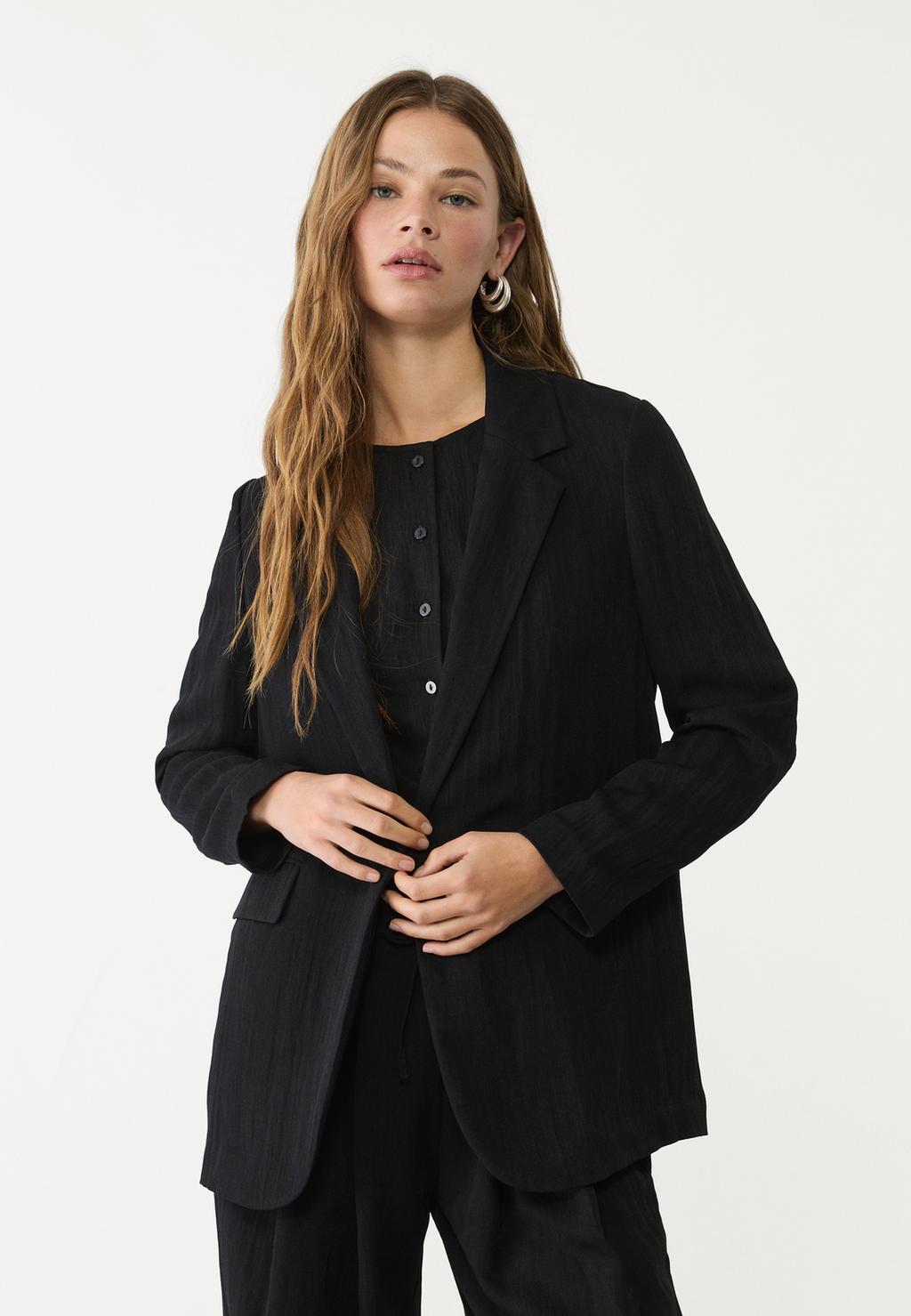 Creased flowing regular fit blazer