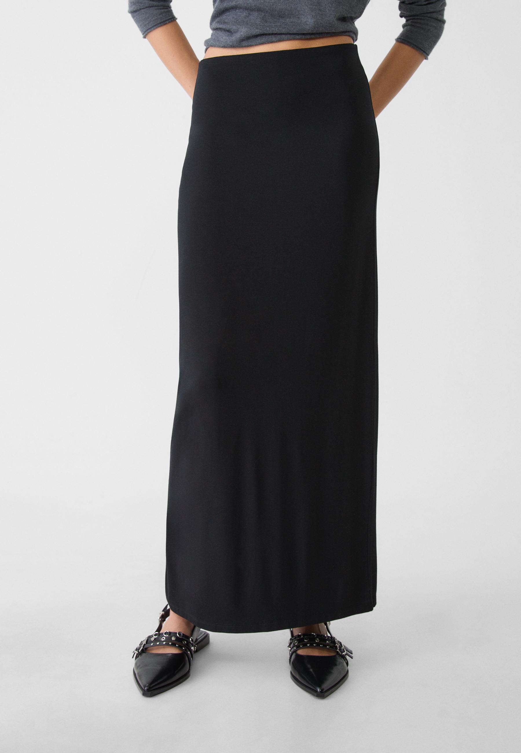 Long pencil skirt