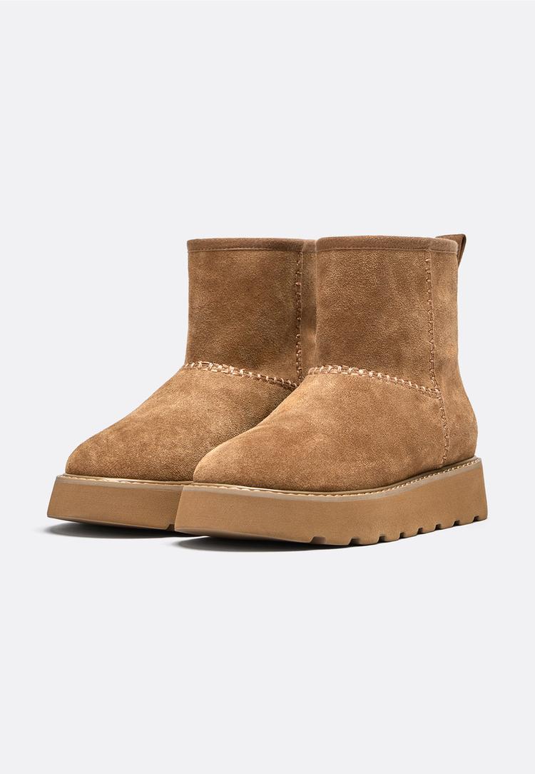 flat leather ankle boots with fur lining