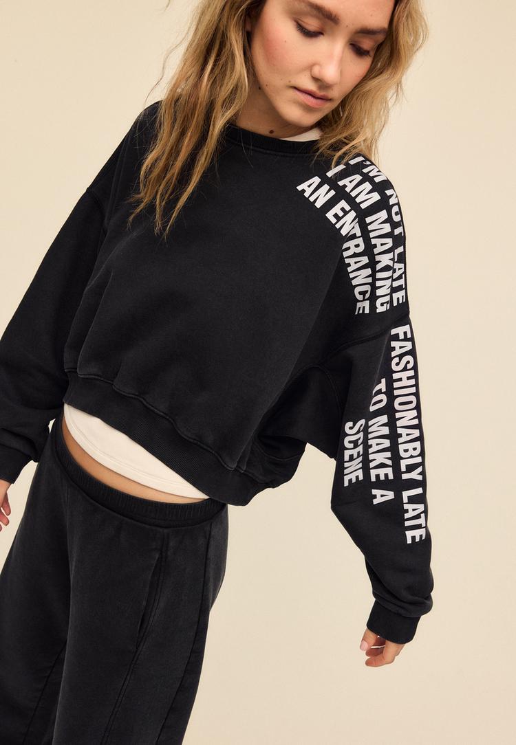 yumu%C5%9Fak dokulu acid wash sweatshirt