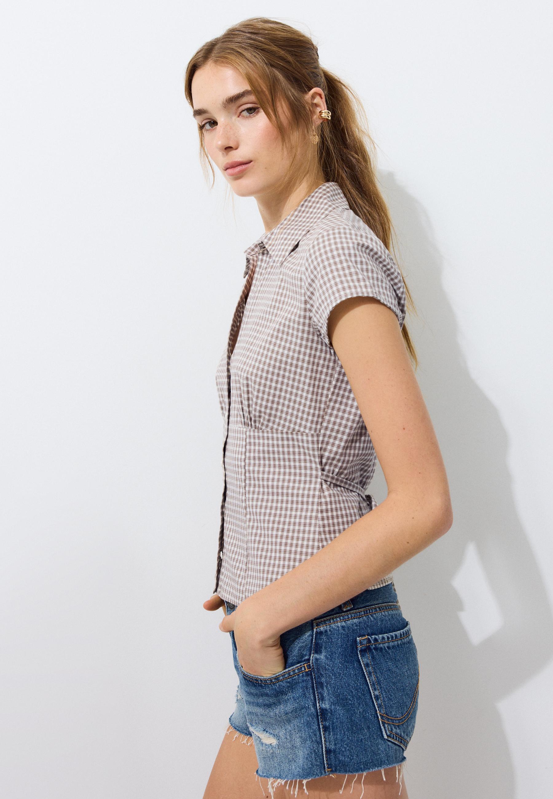 Short sleeve under-bust seam shirt — Khaki