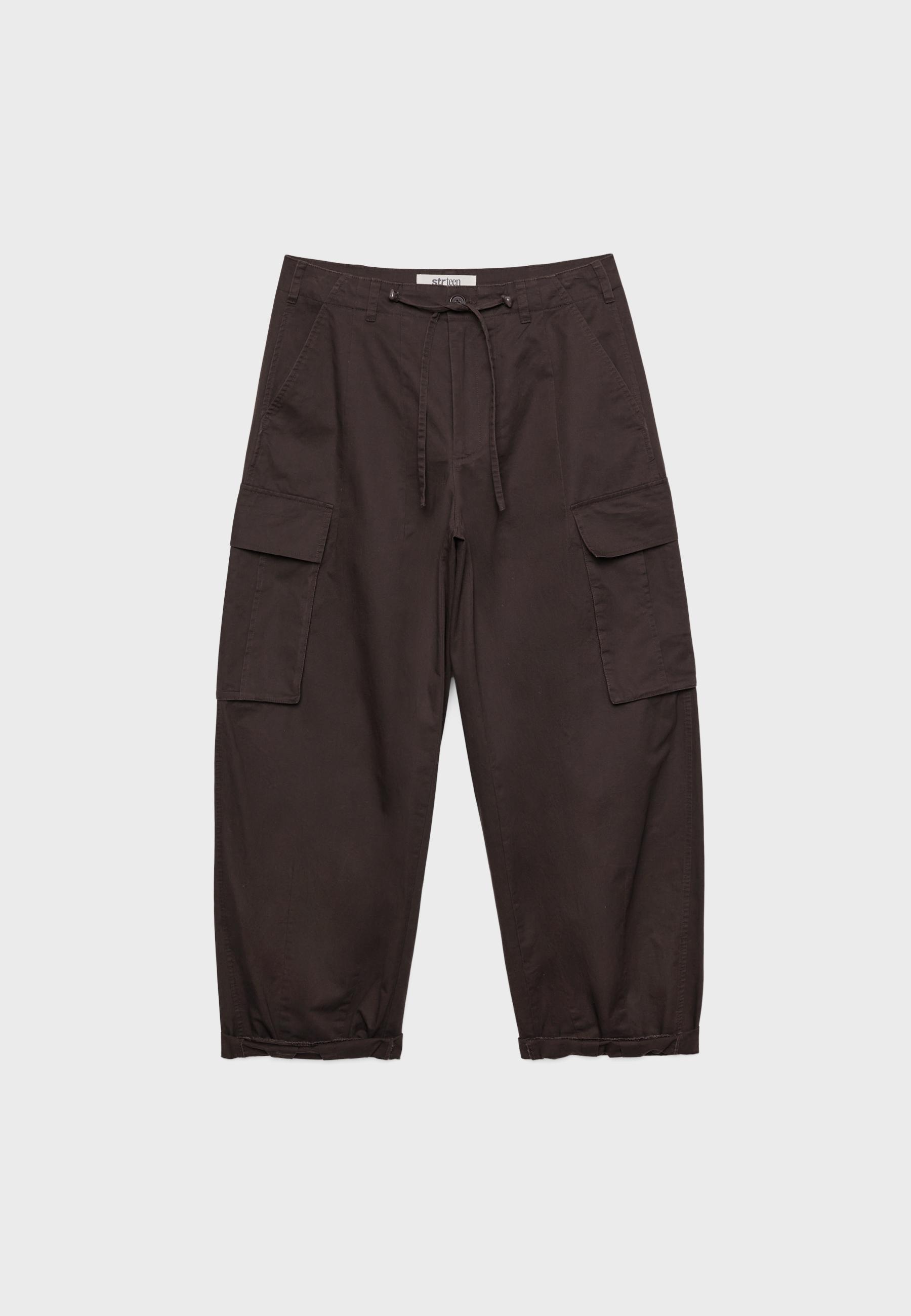 【BAON】[unisex] Tenpy String Cargo Parachute Bermuda Pants BAON】[unisex] Tenpy String Cargo Parachute Bermuda Pants