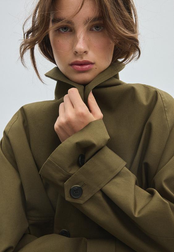 cropped trenchcoat met sjaalkraag