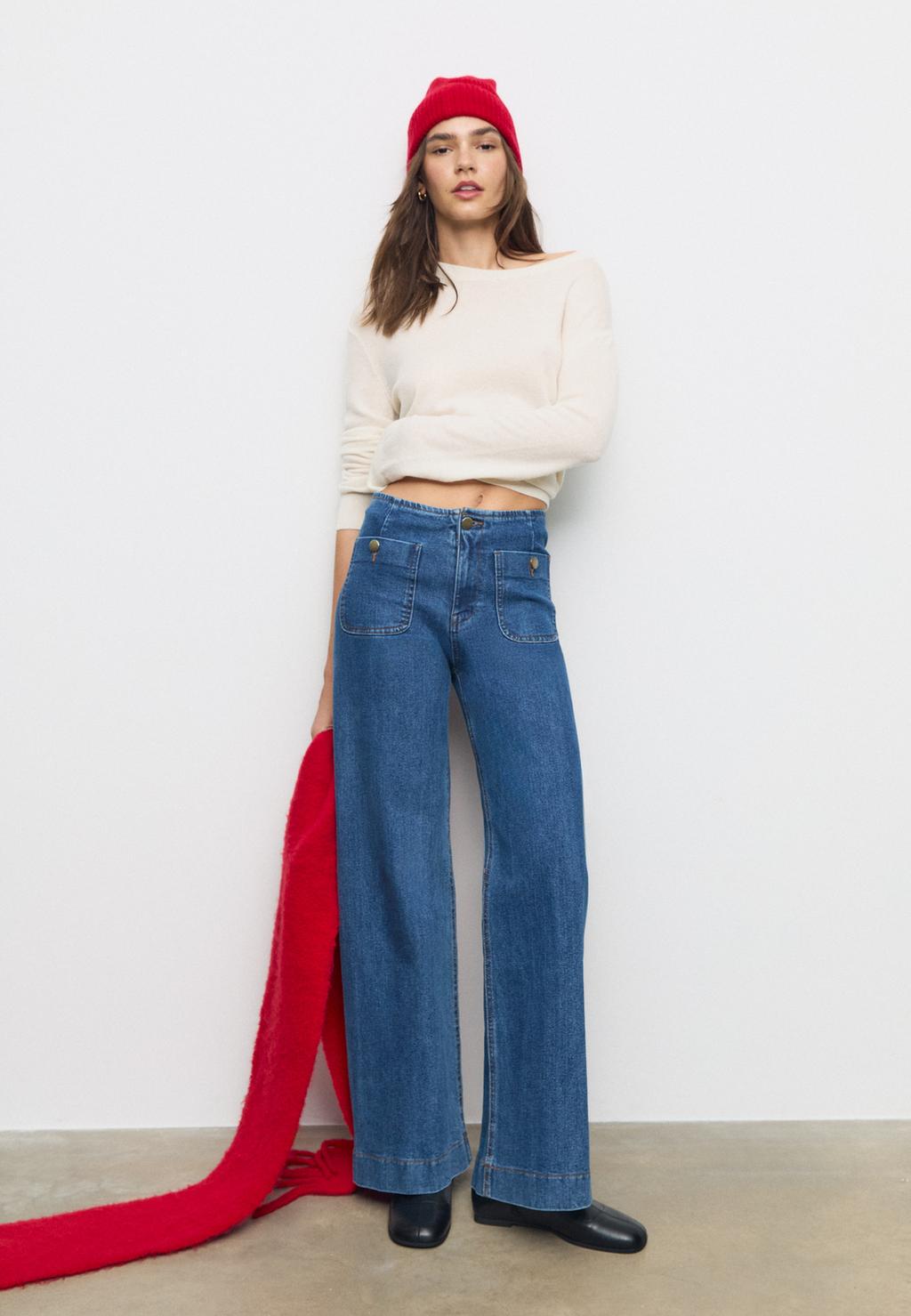 D77 Minimalist jeans with pockets