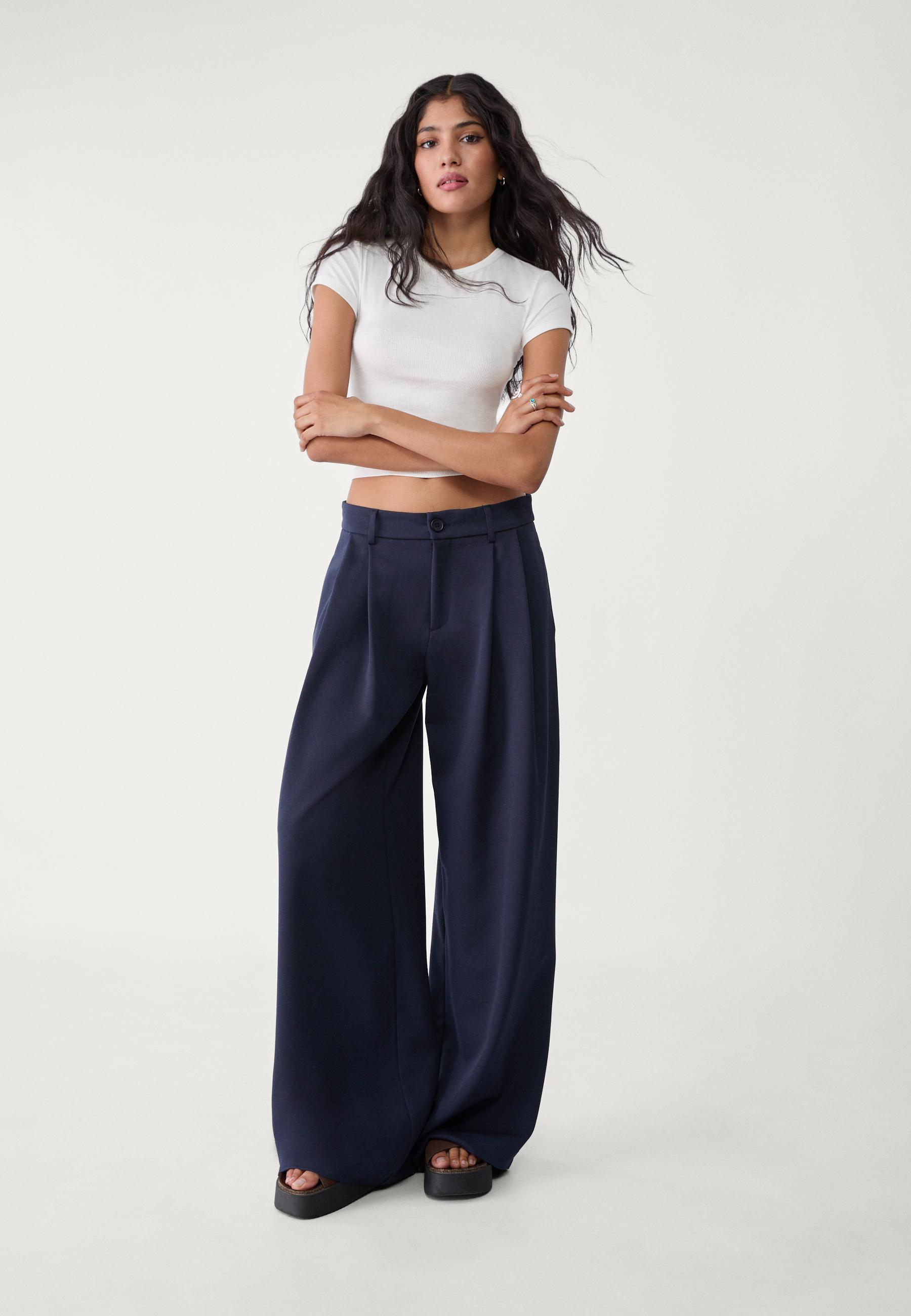 Wide leg smart trousers with darts