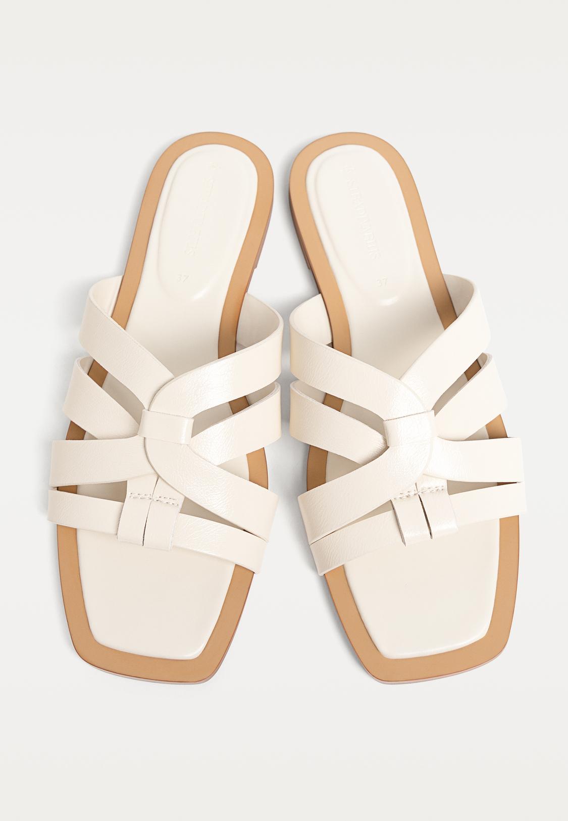Flat strappy slider sandals Women's fashion Stradivarius Jordan