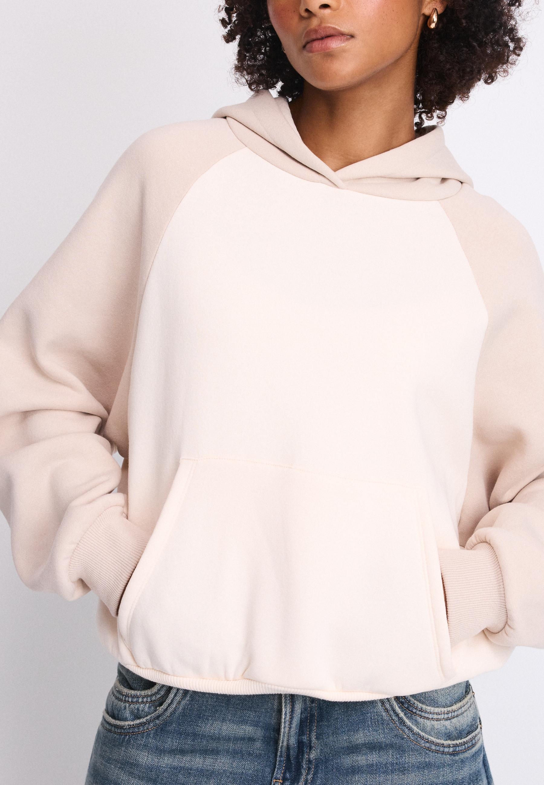 Contrast raglan sleeve hoodie — Stone