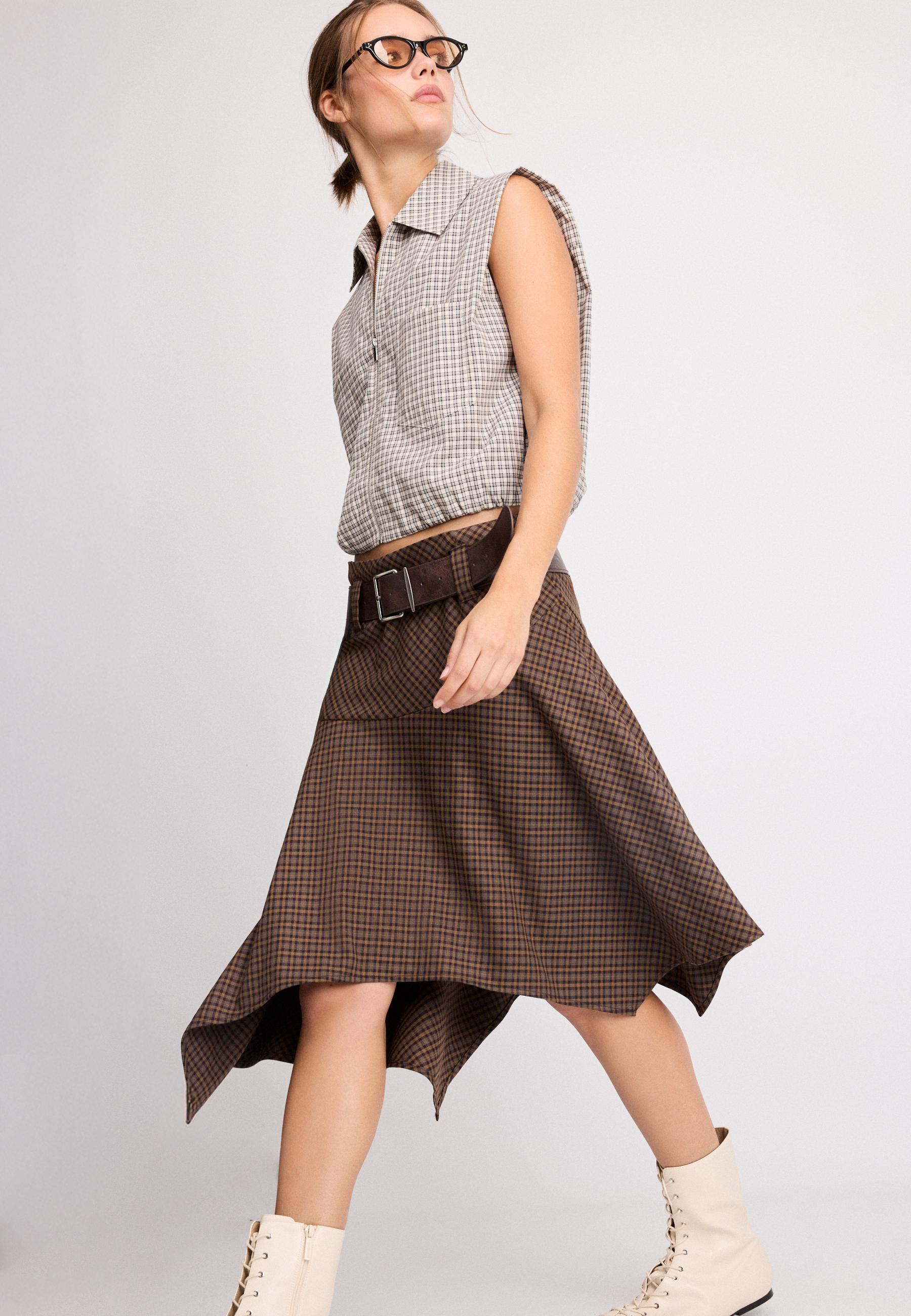 Check skirt with belt — Beige
