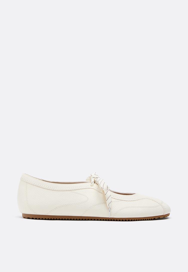 Stradivarius Sneakerinas S Mašnom Bijela 37