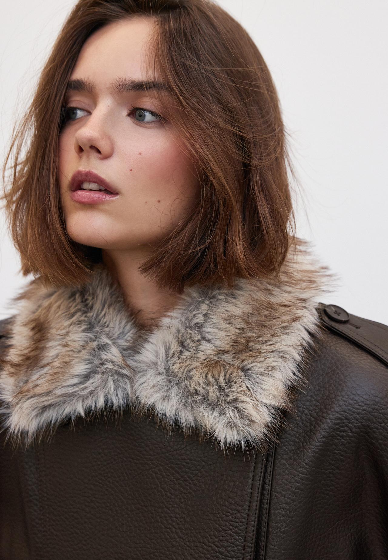 Padded jacket with faux fur collar detail — Brown