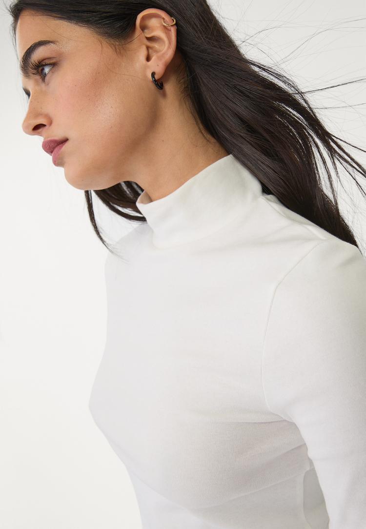 shirt-mit-rollkragen