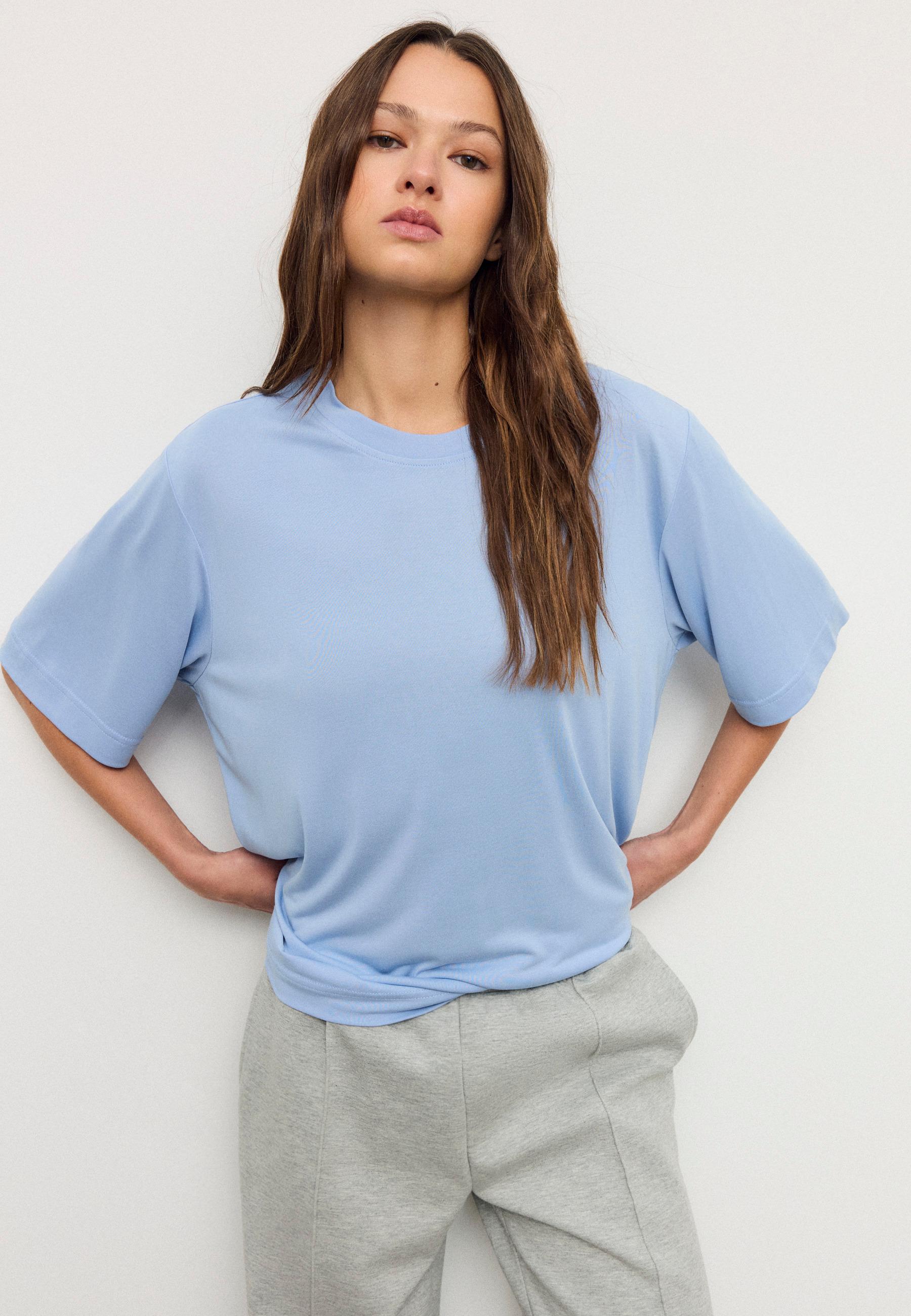 Soft-touch oversize turtleneck — Sky blue