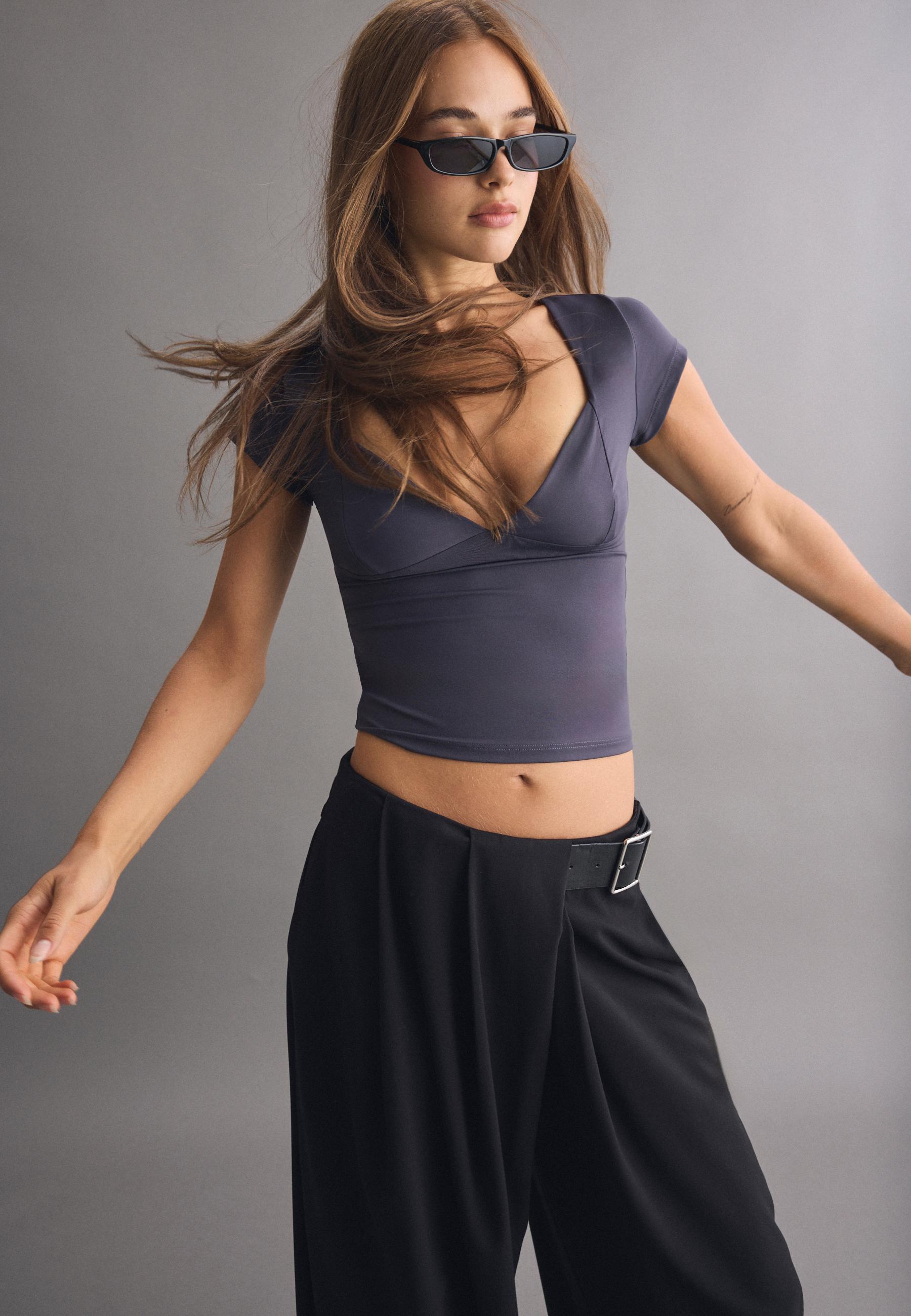 Polyamide V-neck cap sleeve T-shirt — Dark grey