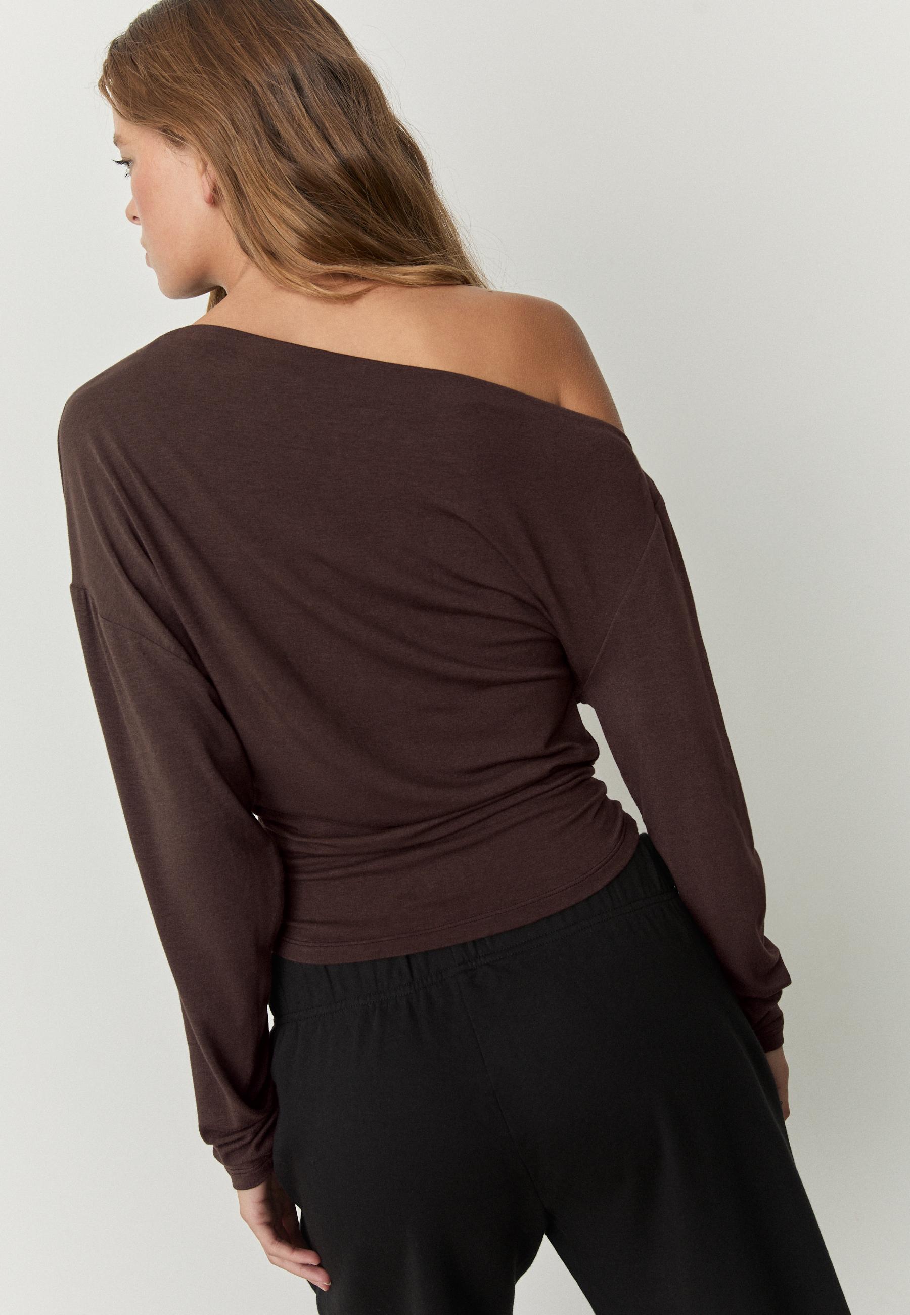 Asymmetrical neckline top — Brown