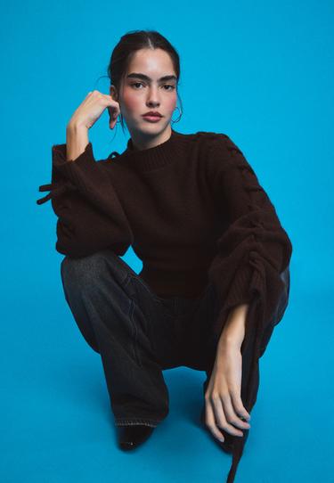 Knit jumper with tie sleeves — Brown 3