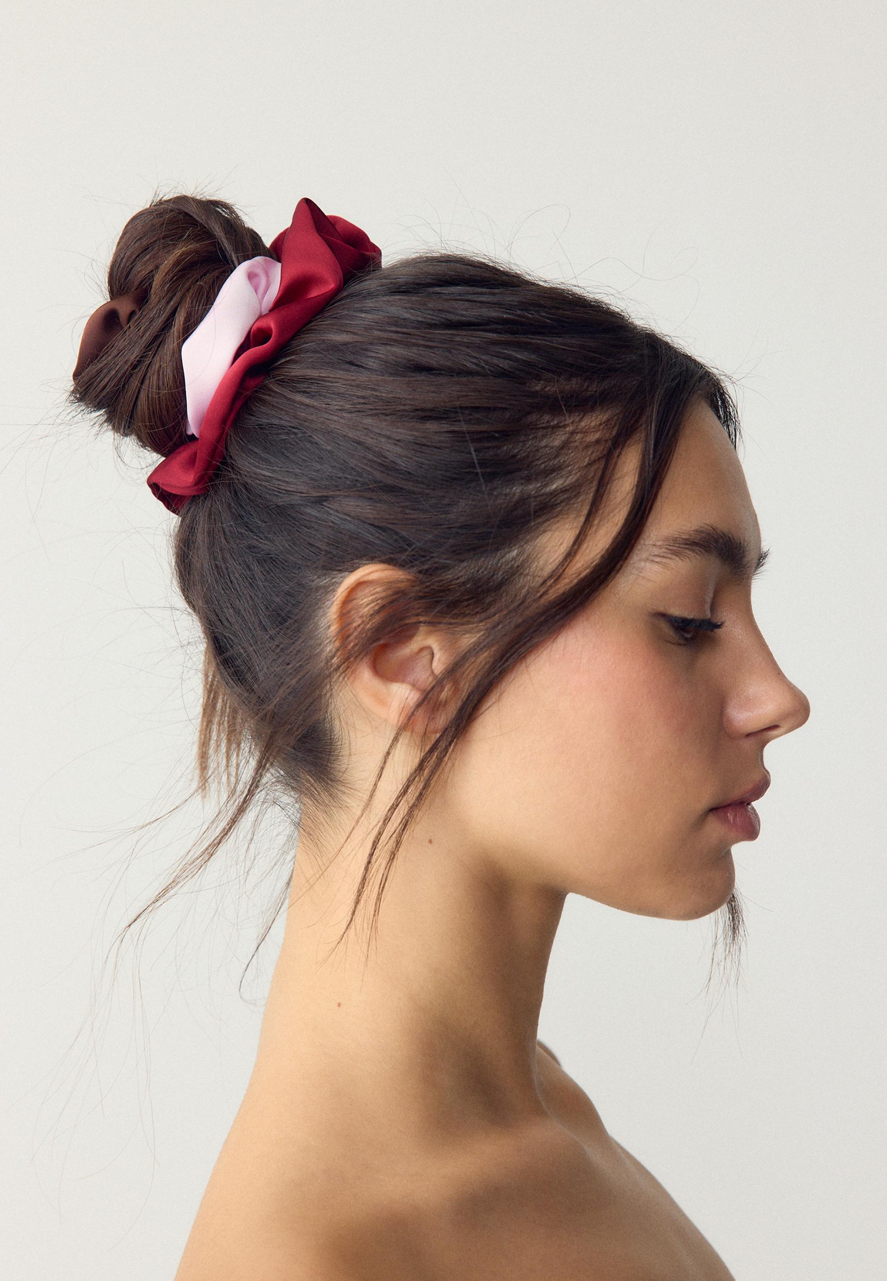 Set of 3 scrunchies — Pale pink