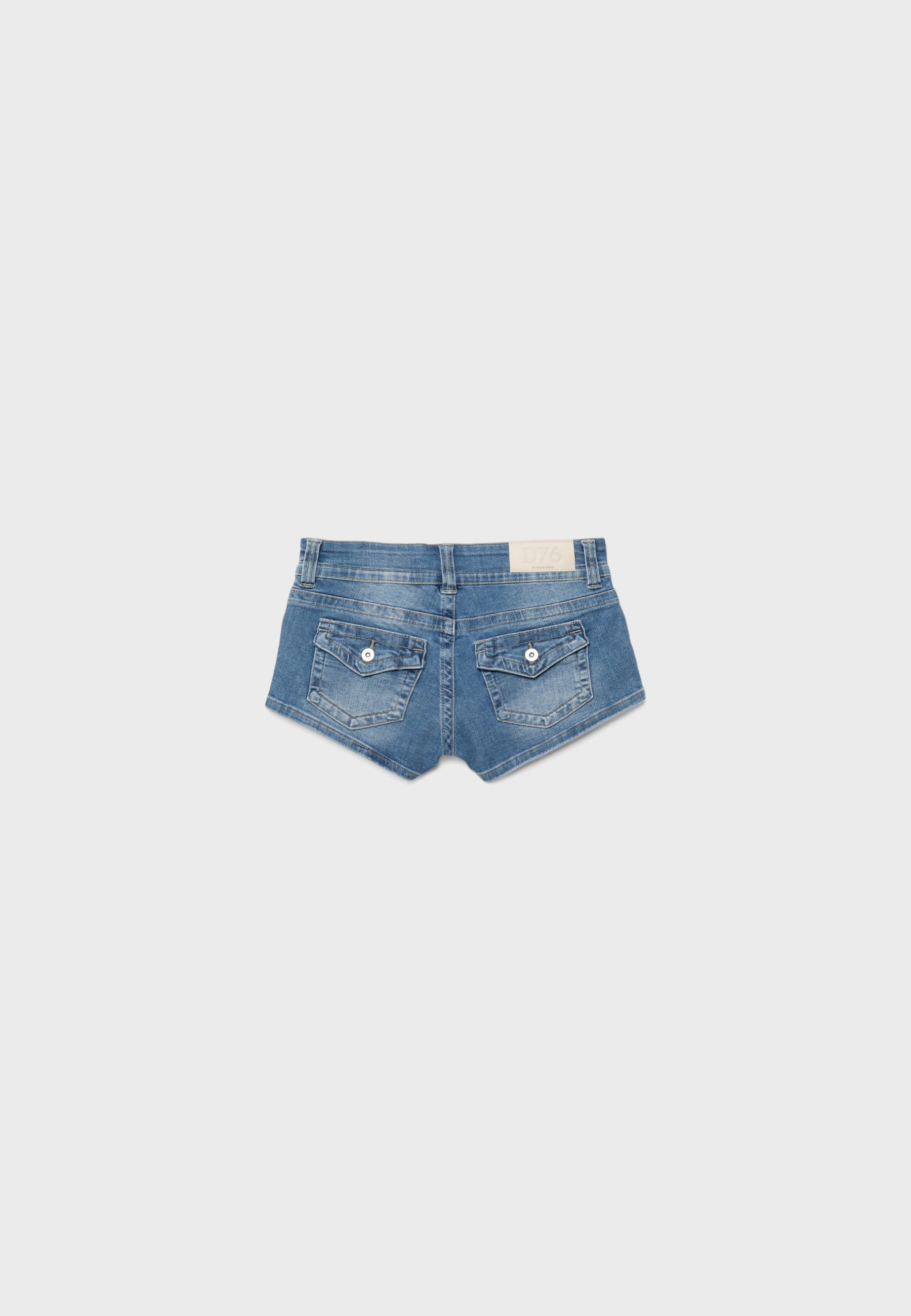 Stradivarius D76 mini denim şort
