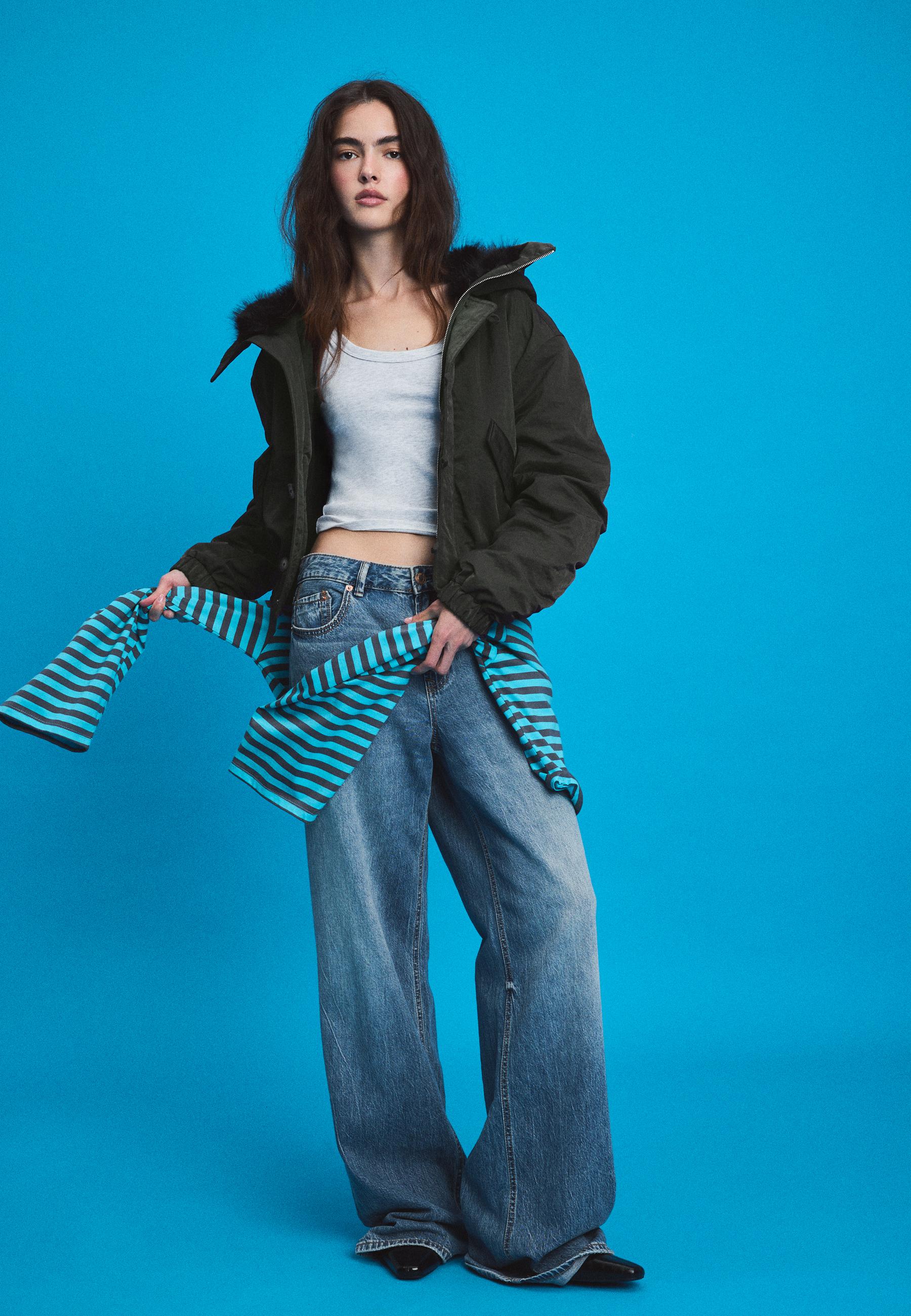 Stradivarius Bomber Τζάκετ Με Γιακά Από Συνθετική Γούνα Χακί Xl