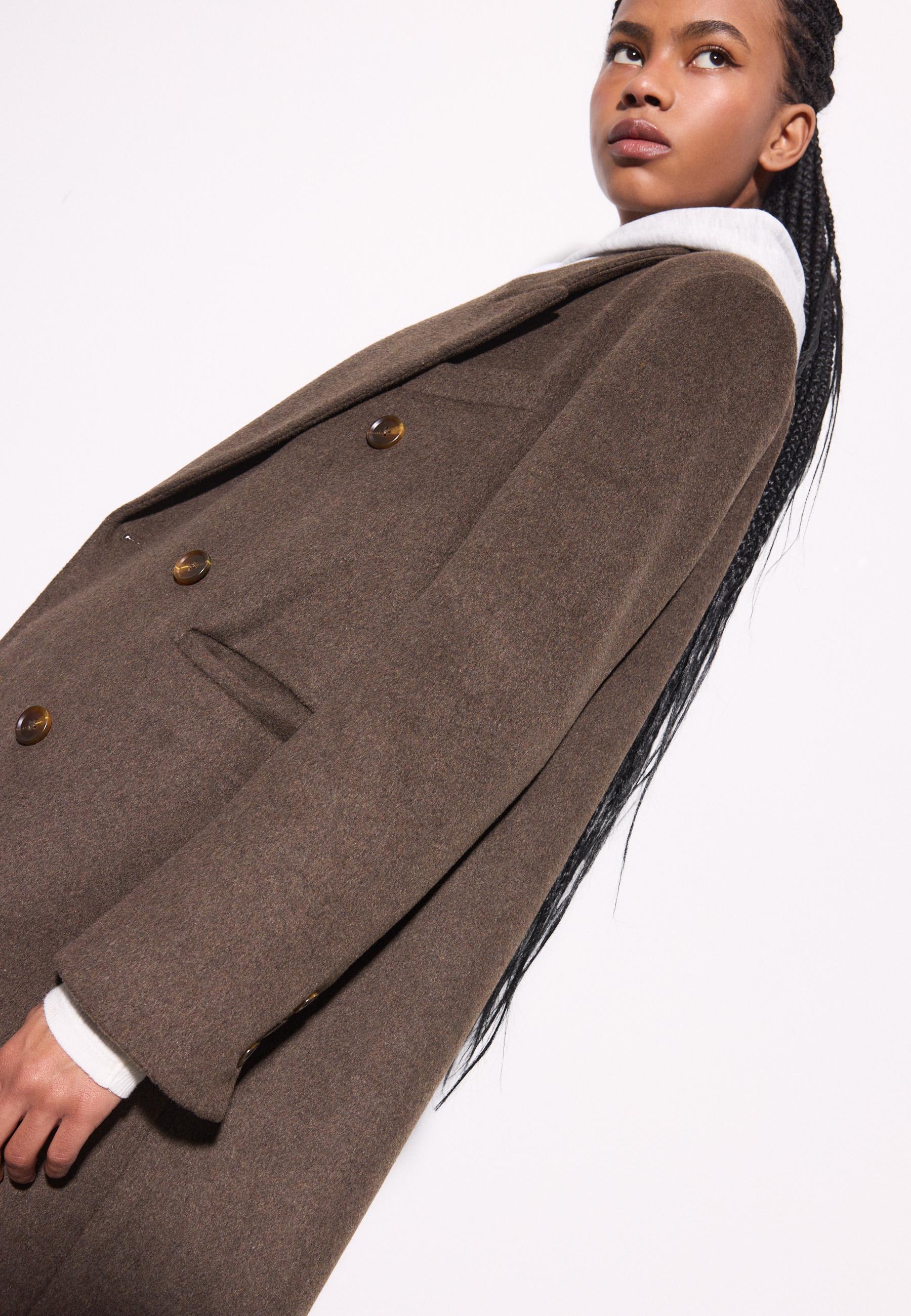 Long oversize double-breasted coat — Brown