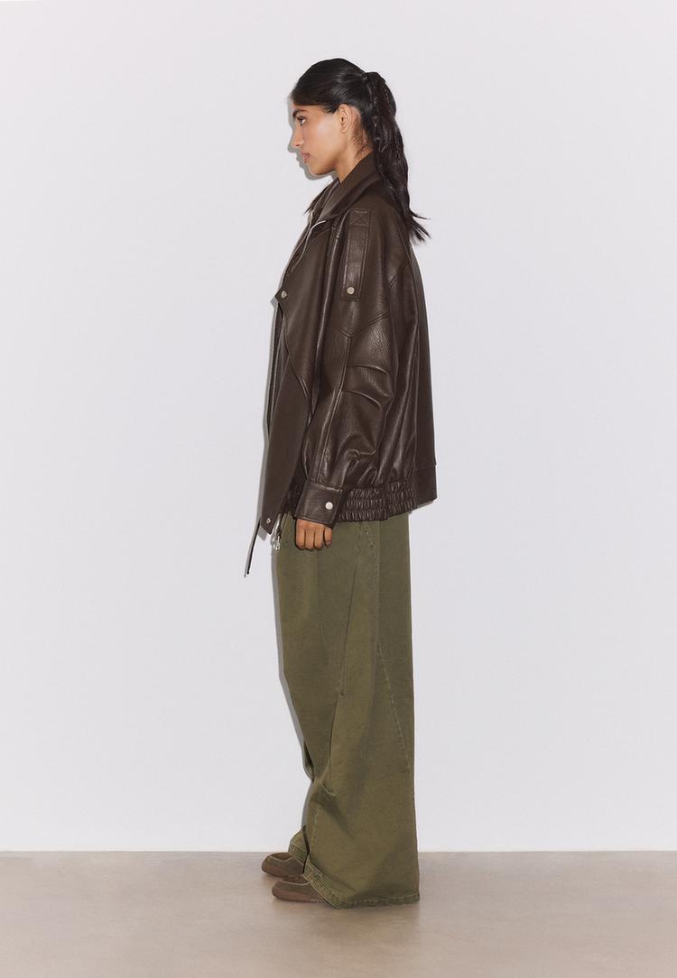Stradivarius – Oversize-Jacka Med Skinneffekt