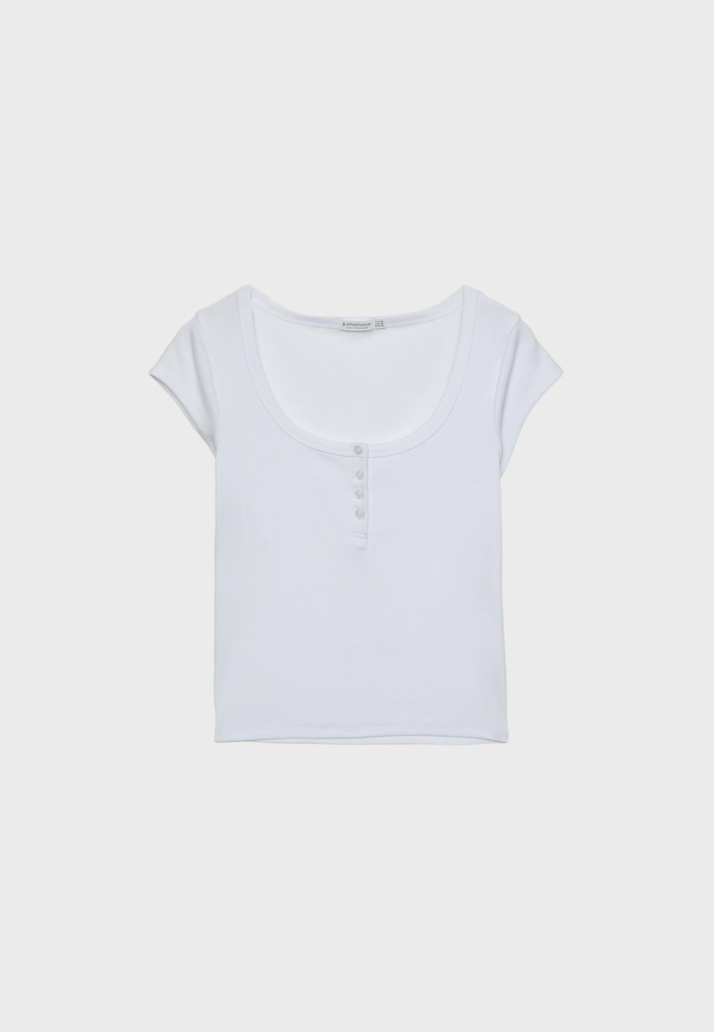 Henley t-shirt with buttons