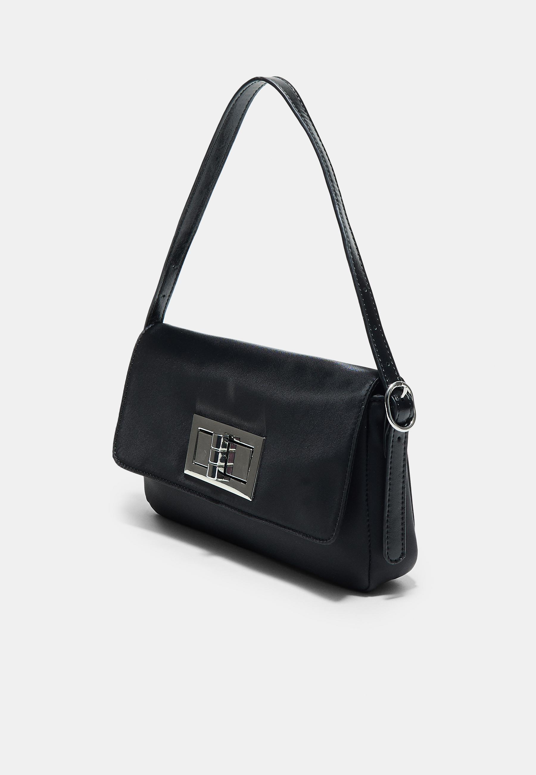 Shoulder bag with metal clasp — Black